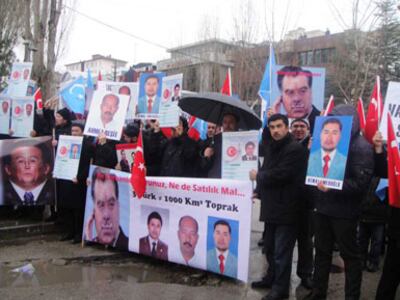 turkiye-tashqi-ishlar-ministirlikining-aldida-namayish-385.jpg