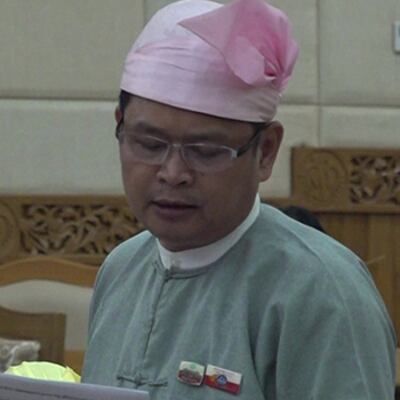 ရခိုင်ပြည်နယ် လွှတ်တော်ကိုယ်စားလှယ် ဦးထွန်းအောင်သိန်း