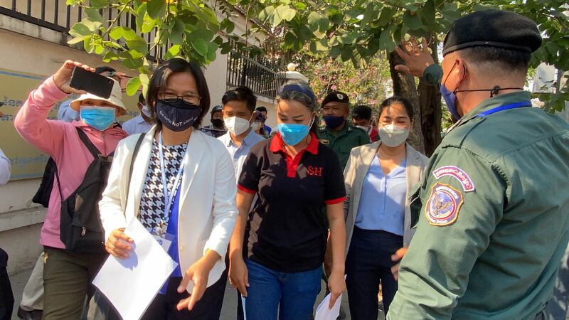 Naga with NGO_01.jpg