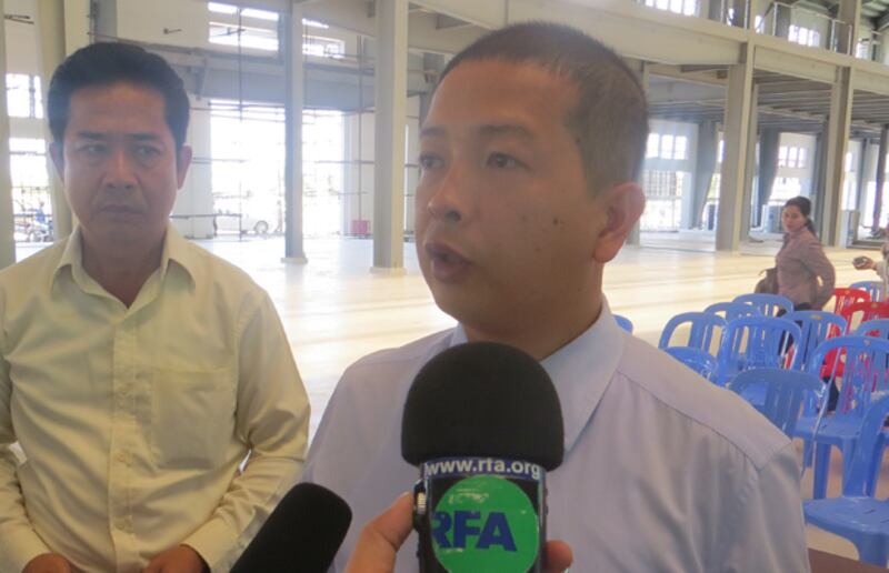 អគ្គនាយករង​ក្រុមហ៊ុន OCIC លោក ទូច សំណាង ថ្លែង​ទៅ​កាន់​អ្នក​កាសែត​នៅ​ថ្ងៃ​ទី ១១ ខែ​សីហា ឆ្នាំ ២០១៤។ 