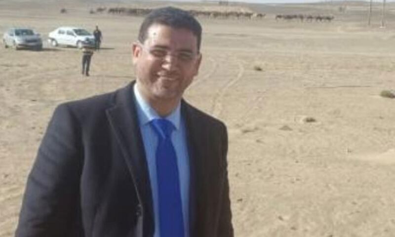 ئىستانبۇلدىن ئۇچۇپ كاسابلانكا خەلقئارالىق ئايرودرومىغا بارغاندا ماراكەش دائىرىلىرى تەرىپىدىن تۇتقۇن قىلغان ئىدرىس ھەسەننىڭ ئادۋوكاتى مارىل كاندىل. (ۋاقتى ۋە ئورنى ئېنىق ئەمەس)