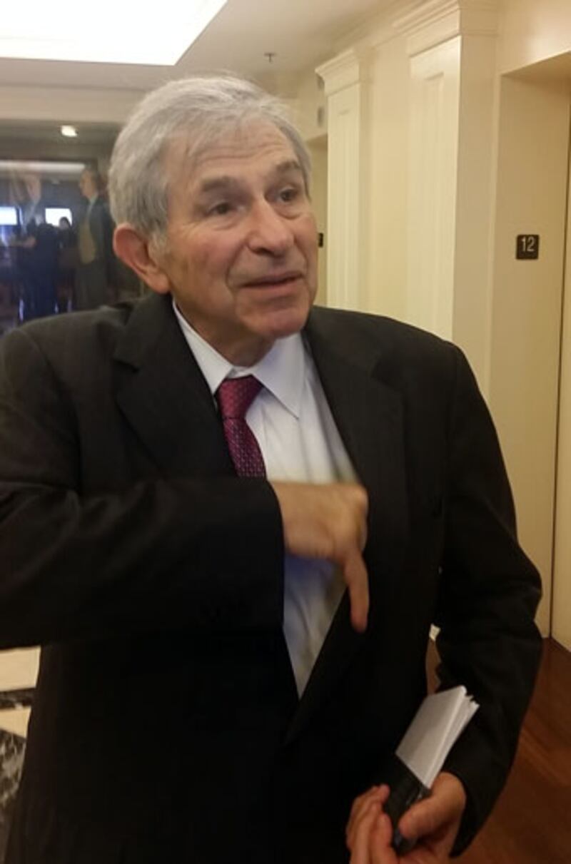 美國前副國防部長沃爾夫威茨接受本台訪問。(粵語部記者何山攝)