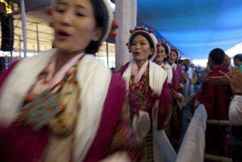 tibet-kalachakra-dance-400.jpg