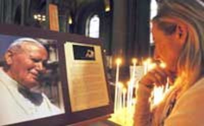 PopeDied200.jpg