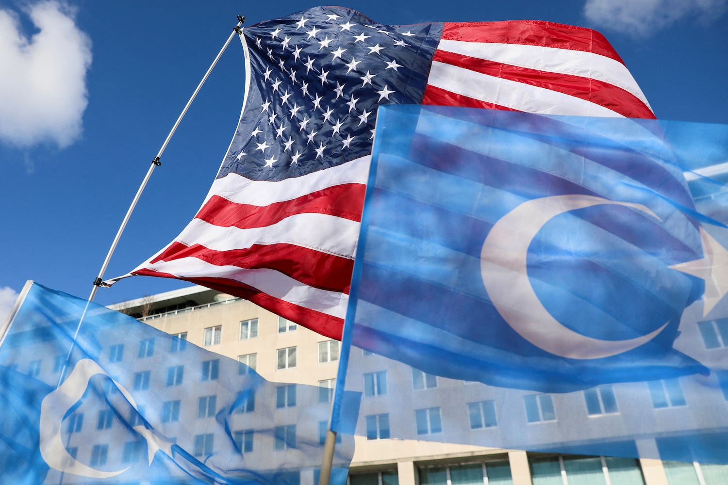 US bill proposes expediting Uyghur asylum cases