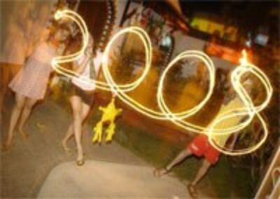 NewYearFireWork200.jpg