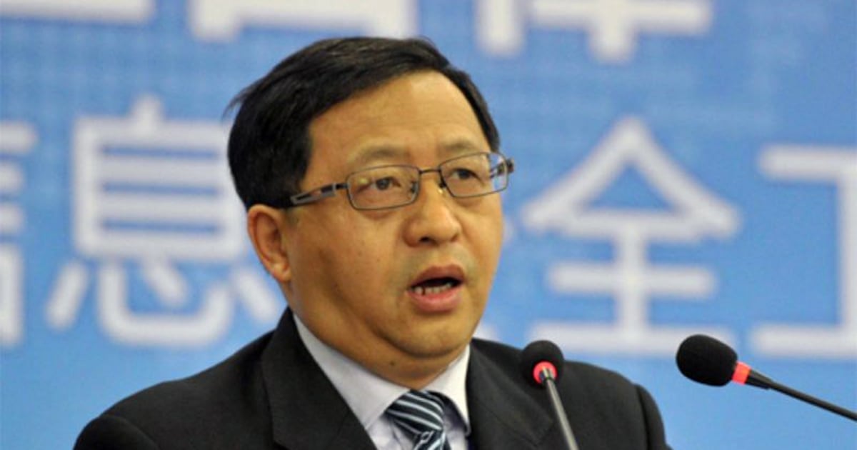 防火墙之父当众翻墙 方滨兴被批自打耳光 – 普通话主页