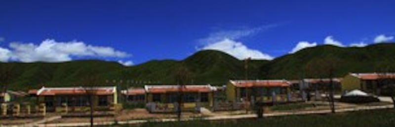 图片: 中国当局在四川阿坝若尔盖县开发建设。 (受访人提供/记者丹珍)