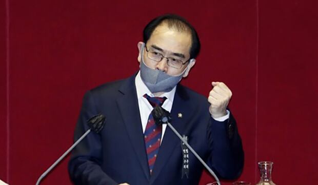 지난달 13일 국민의힘 태영호 의원이 국회 본회의에서 남북관계발전법 개정안에 대한 무제한 토론을 하고 있다.