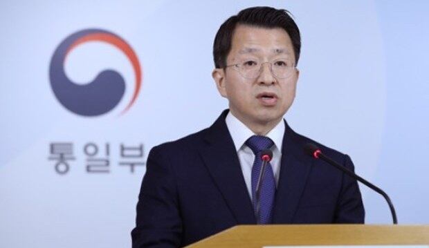 백태현 통일부 대변인이 서울 종로구 정부서울청사에서 정례브리핑을 하고 있다.