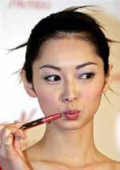 LipstickCosmetic150.jpg