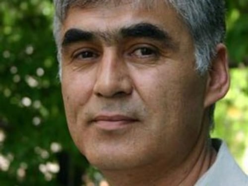 شائىر ۋە يازغۇچى تېلمان نۇراخۇنوف: «مەن كىتابخانلارنىڭ كۆڭلىگە ياقىدىغان ئەسەر يېزىش ئۈچۈن تىرىشىۋاتىمەن »