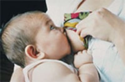 Không có loại sữa bột nào có thể so sánh với sữa mẹ cả .
