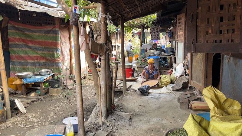 mongnar-refugee-camp.jpg