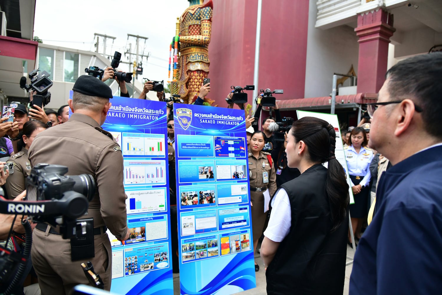 Thailand considers building a wall on its border with Cambodia