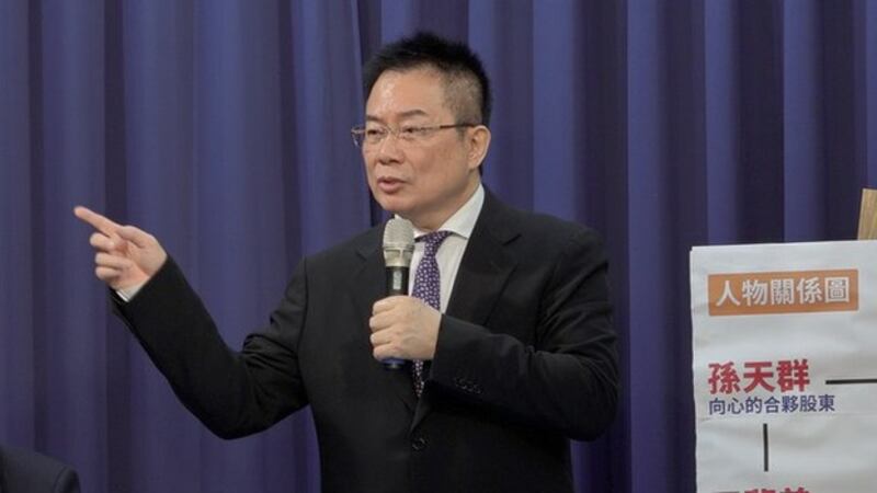 国民党副秘书长蔡正元9号召开记者会回应王立强事件。(记者 陈明忠摄)