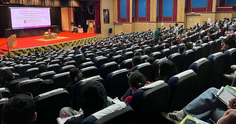 ནང་པའི་ལྟ་གྲུབ་དང་དེང་དུས་ཀྱི་ཚན་རིག་གཉིས་ཀྱི་དབར་མཐུན་པ་དང་མི་མཐུན་པའི་ཕྱོགས། ༢༠༢༦།༥།༡༤