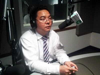 图片:原中国《经济观察报》副主编张宏在自由亚洲电台接受采访(RFA)