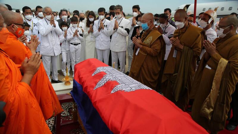 Norodom Ranariddh Body Arrived PP Airport on Sunday 5 of December 2021_05.jpg