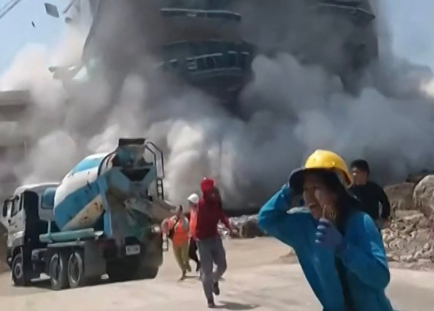 PHOTOS: From Bangkok to Mandalay, scenes of destruction from a deadly quake