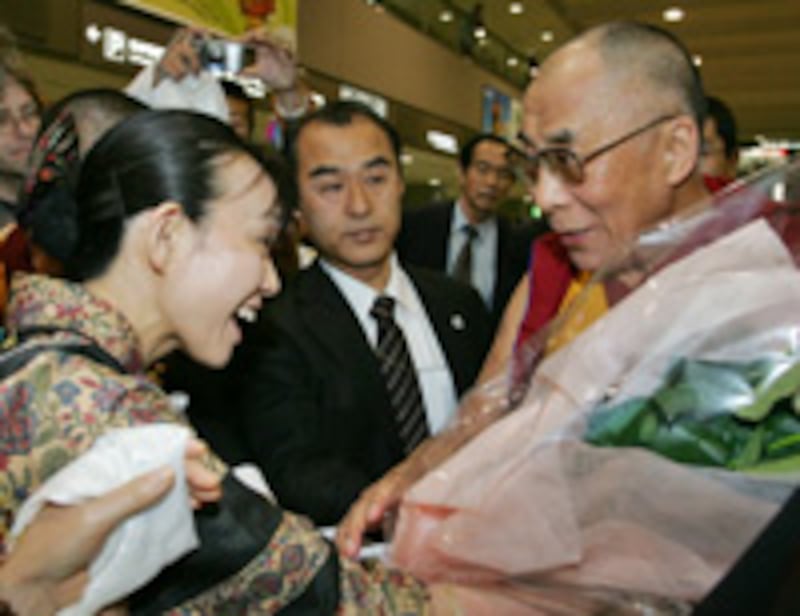 DALAI_Japan_2005_200.jpg