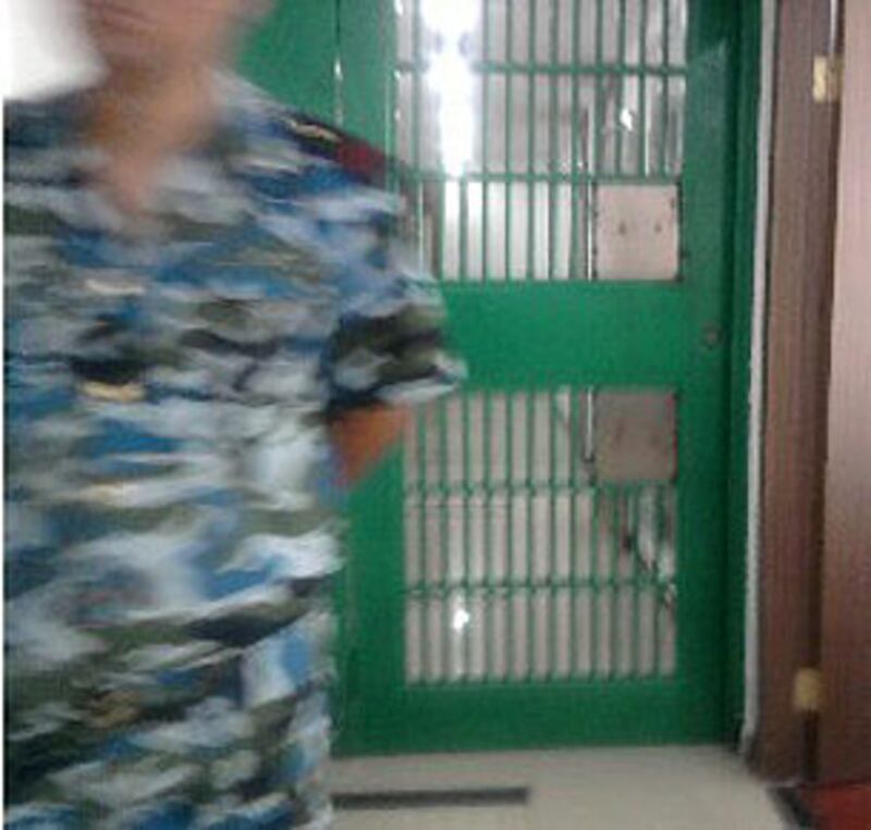 Forced_abortion_detain305.jpg