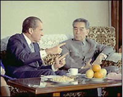 NixonMaoTrachDong200b.jpg