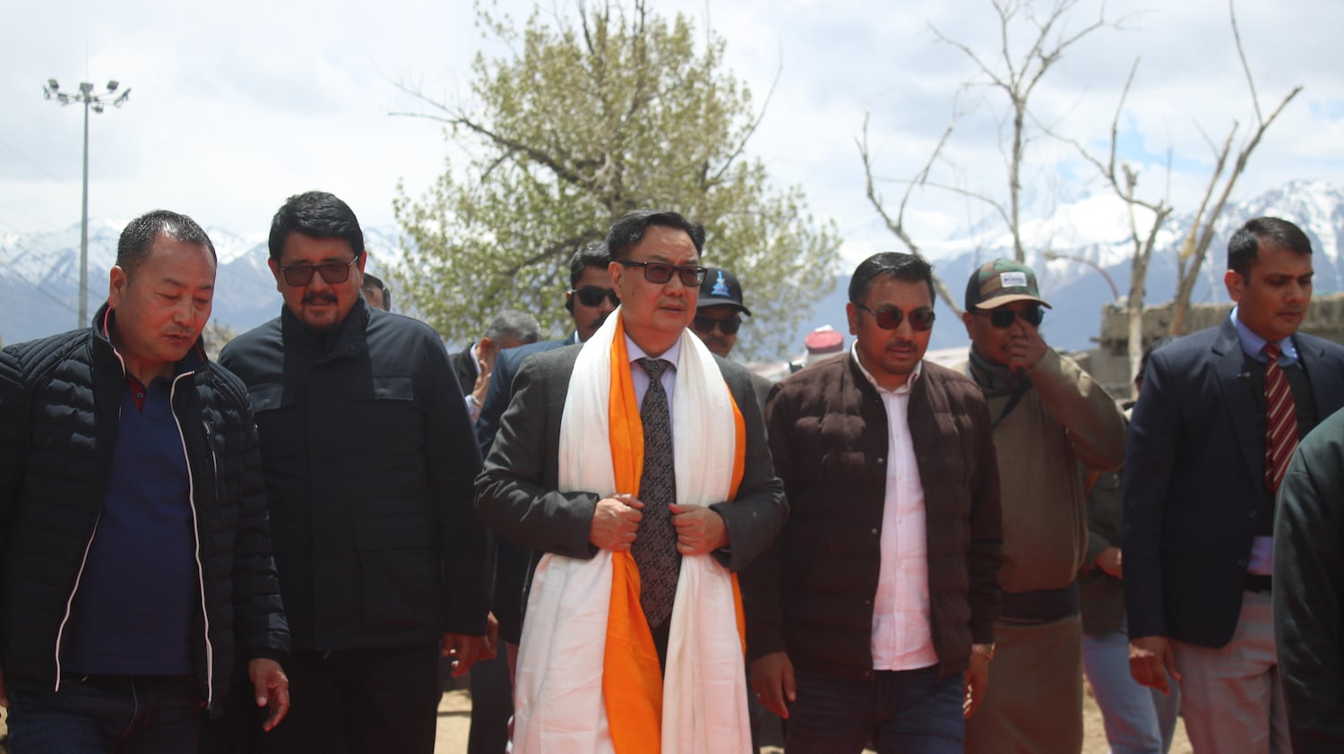 ༧གོང་ས་མཆོག་གི་མཛད་འཕྲིན་ཁག་ལ་གཟེངས་རྟཊ་ཀྱིས་ཚད་དཔོག་ཐུབ་རྒྱུ་ཞིག་མ་རེད་གསུངས་པ།