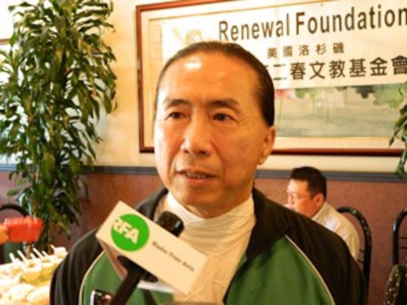 图片:「捡回珍珠计划」洛杉矶负责人刘不屈。 (记者萧融拍摄)