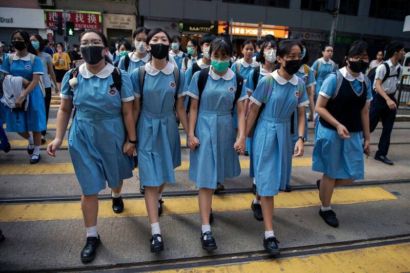 “2020 世界新闻摄影展”获奖作品中，包括香港“反送中运动”为题材的照片。获得「年度最佳照片故事——一般新闻类」的「香港动荡（Hong Kong Unrest）」系列。作品由《法新社》摄影师尼古拉斯·阿斯弗里 （Nicolas Asfouri）拍摄，全系列共十张照片，横跨 2019年 9 月至 12 月的抗争活动。图为，Hong Kong Unrest 系列作品之一，Nicolas Asfouri。 （脸书图片/世界新闻摄影展Facebook）