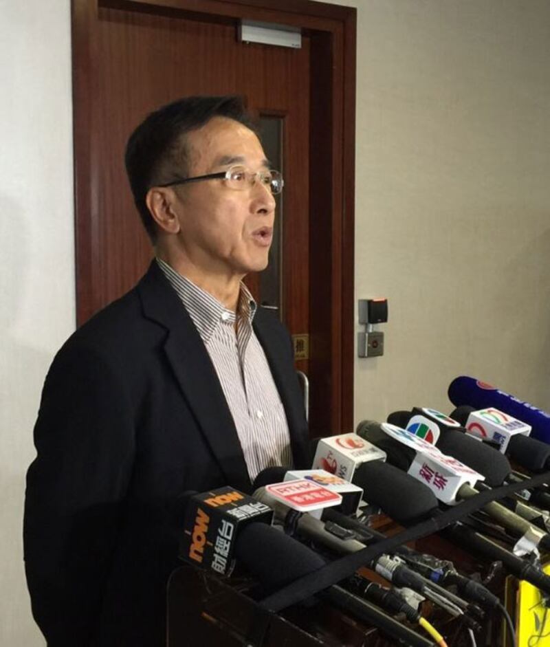 2014年10月24日,自由黨黨魁田北俊認為,梁振英的管治受到多方面制肘,要求他下台。(現場人士攝)