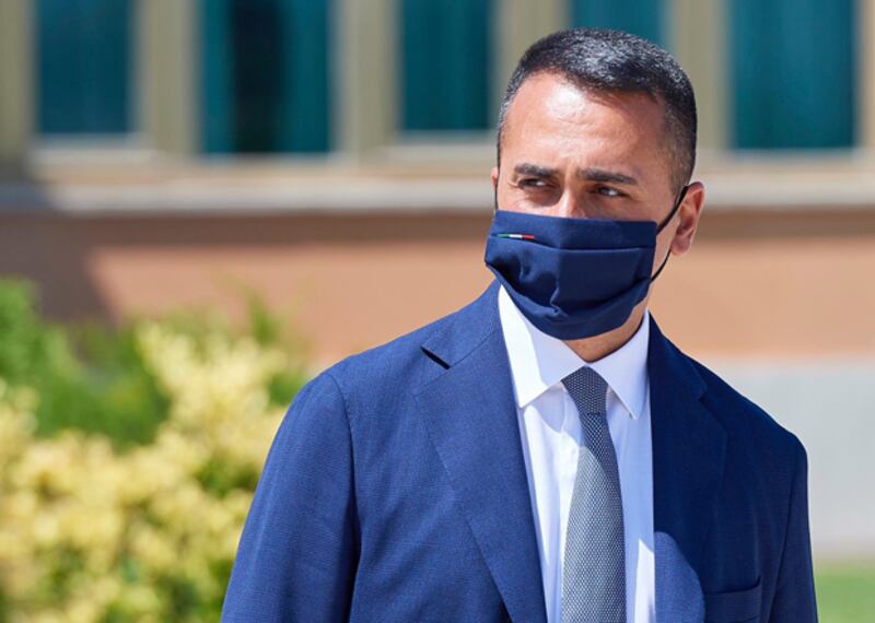 意大利外長迪馬約（Luigi Di Maio）上周在羅馬會晤美國大使，會談的內容包括華為問題。（迪馬約臉書圖片）