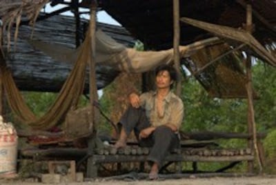Diễn viên Dustin Nguyễn trong phim