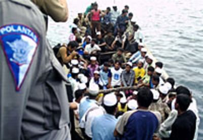 rohingya_boat_150px.jpg