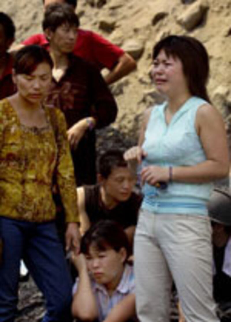 CHINA-MINE-BLAST-100.jpg