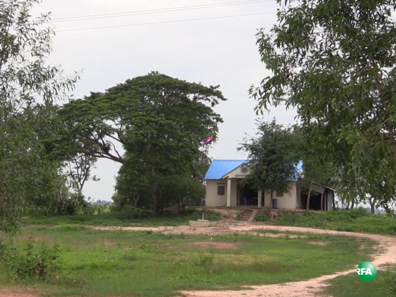 ប៉ុស្តិ៍​នគរបាល​នៅ​សង្កាត់​ប្រាសាទ ក្រុង​បាវិត ខេត្ត​ស្វាយរៀង ថ្ងៃ​ទី​១១ ខែ​សីហា ឆ្នាំ​២០១៦។ RFA/Choup Sereyroth