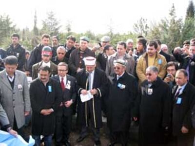 General-Reza-Bekin-depne-murasimi-6-305.jpg
