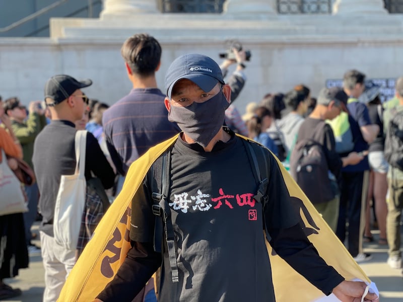 港人Billy認為六四紀念活動,本來就應該由中國人來做,只是過往一直由港人代勞。(呂熙攝)