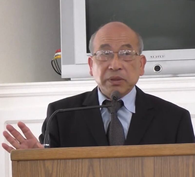 接受本台采访的枪击案目击者苏水。(来自油管频道Ching-Hao Shaw)
