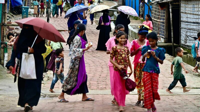ဘင်္ဂလားဒေ့ရှ်နိုင်ငံ ကုတုပါလောင် ဒုက္ခသည်စခန်းမှ ရိုဟင်ဂျာများအား ၂၀၂၂ ခုနှစ် သြဂုတ်လ ၁၄ ရက်နေ့က တွေ့ရစဉ်။ (Photo : AFP)