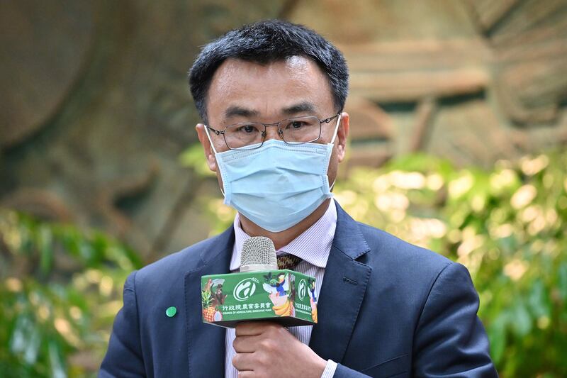 農委會主委陳吉仲：中國禁止魷魚、秋刀魚等四種魚類進口，台灣漁民損失超過60億新台幣。（鍾廣政 攝）