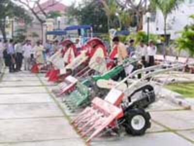 RiceReepingMachine200.jpg