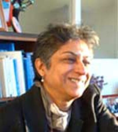 AsmaJahangir150b.jpg