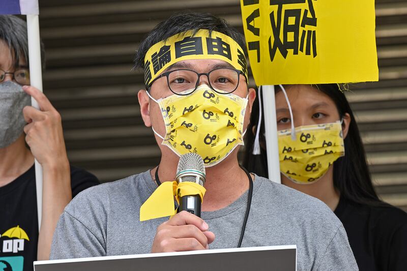2021年8月30日，台灣人權促進會秘書長施逸翔：陸委會應建立中港澳的人權示警機制。（鍾廣政 攝）