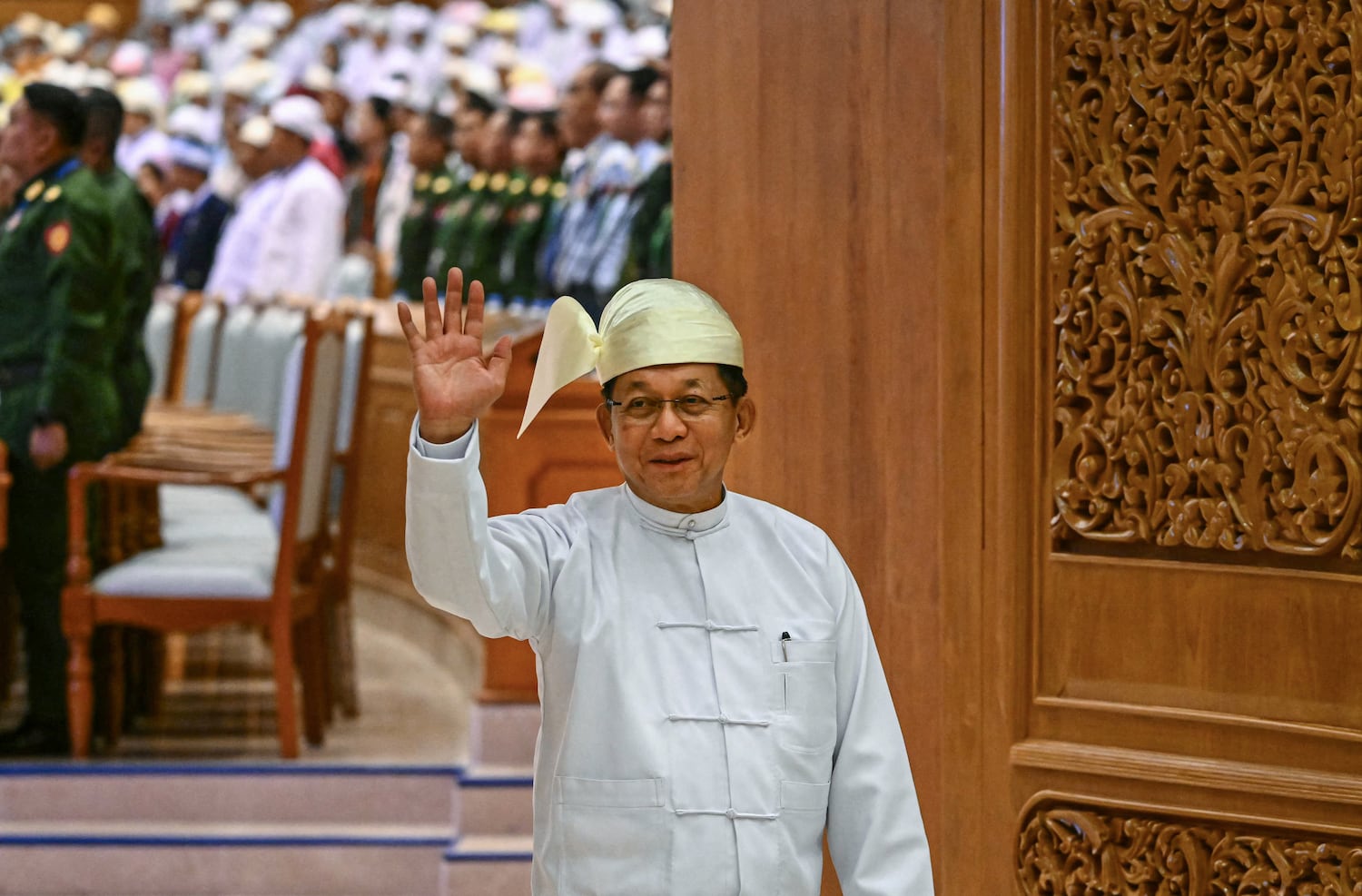 မြန်မာအုပ်ချုပ်ရေးသစ်သည် အသွင်ကူးပြောင်းမှုးမဟုတ်ဘဲ  စစ်အာဏာ ပိုခိုင်မာရေးလုပ်ရပ်သာ