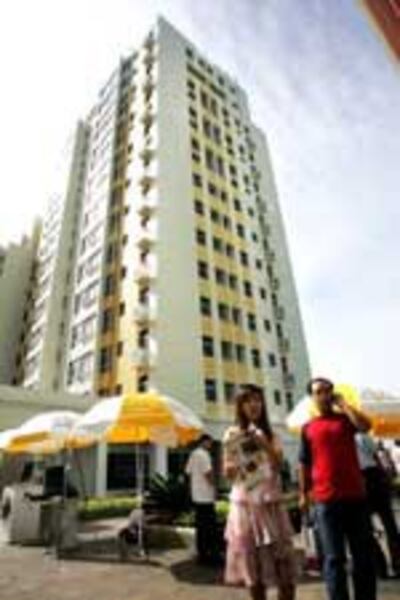 BuildingSaigon150.jpg