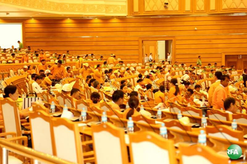 ဖေဖော်ဝါရီလ ၈ ရက်နေ့က စတင်ကျင်းပတဲ့ ပြည်ထောင်စုလွှတ်တော်ကို တွေ့ရစဉ်