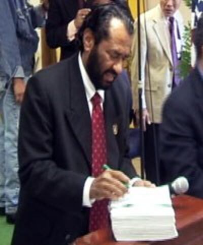 AlGreen-Viet-Consulate-200.jpg