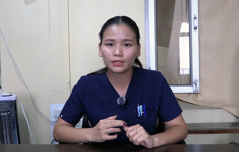 རྡ་ས་བདེ་ལེགས་སྨན་ཁང་གི་སྨན་པ་བསྟན་འཛིན་མཚོ་མོ་ལགས།