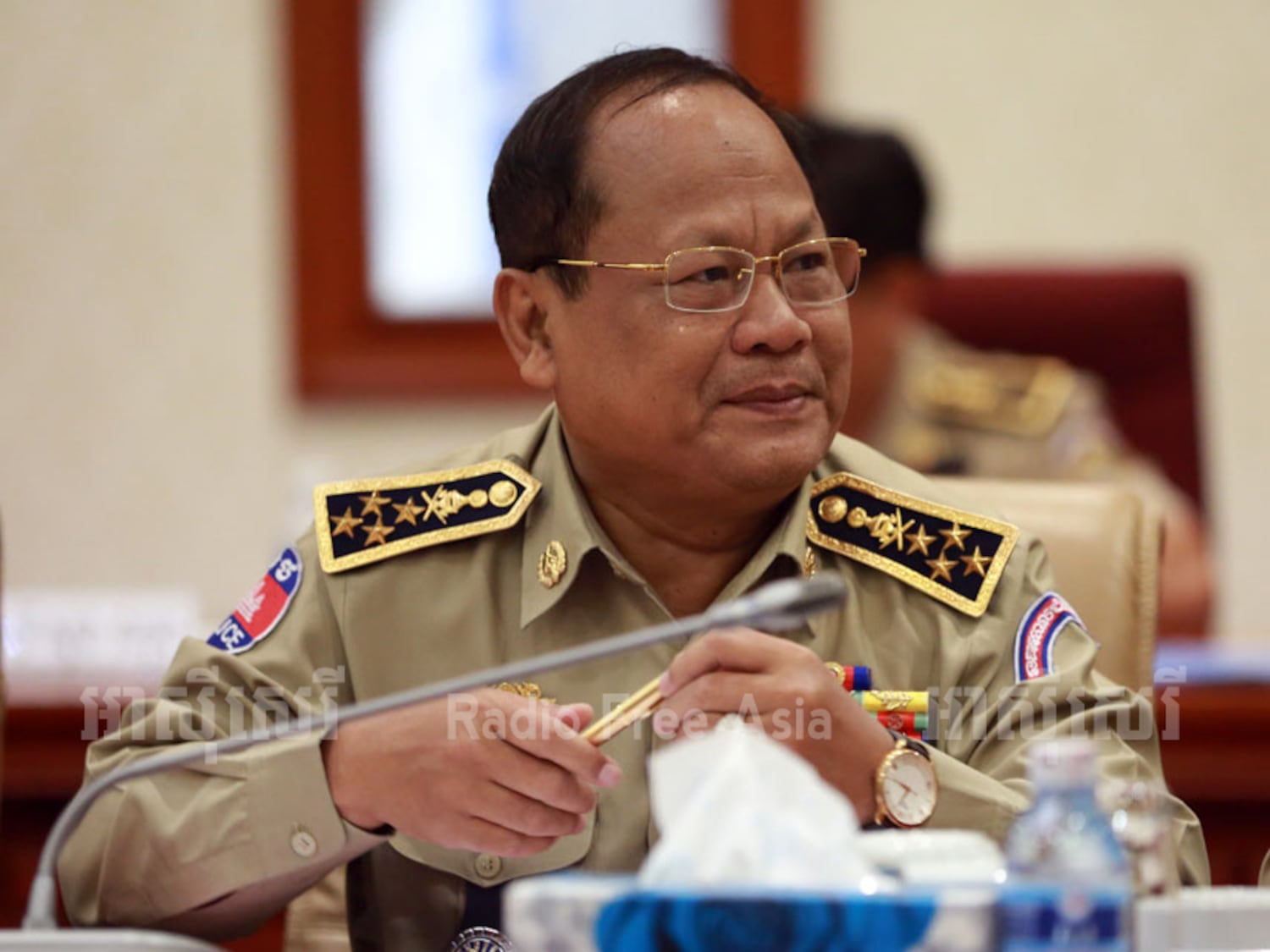 លោក ខៀវ សុភ័គ អ្នកនាំពាក្យ​ក្រសួង​មហាផ្ទៃ ចូលរួម​ក្នុង​កិច្ចប្រជុំ​បូក​សរុប​ពី​ការ​អនុវត្ត​ច្បាប់​ចរាចរណ៍​ដើម​ឆ្នាំ២០១៦ នា​ក្រសួង​មហាផ្ទៃ កាល​ថ្ងៃទី២១ ខែ​មករា ឆ្នាំ​២០១៦។ 